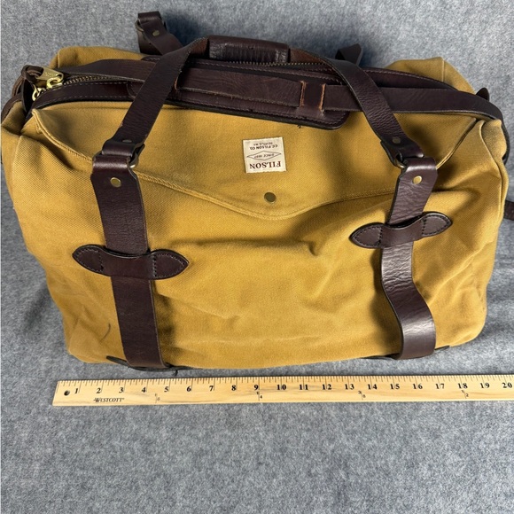 Filson Medium Rugged Twill Duffle Bag - Picture 8 of 13